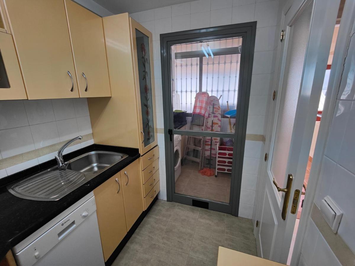 Gran Apartamento Cerca De La Playa Con Piscina En El Centro Fuengirola Exterior foto