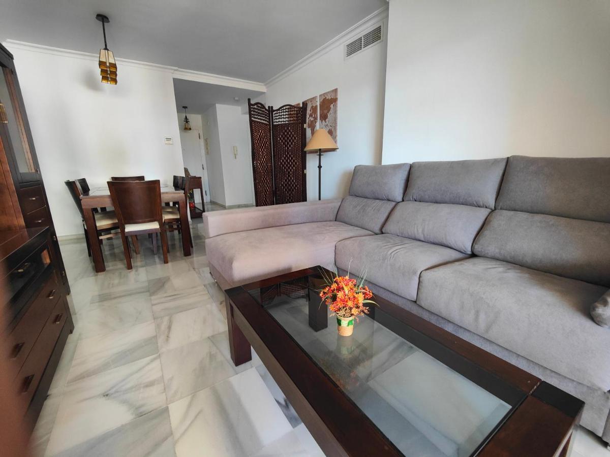Gran Apartamento Cerca De La Playa Con Piscina En El Centro Fuengirola Exterior foto